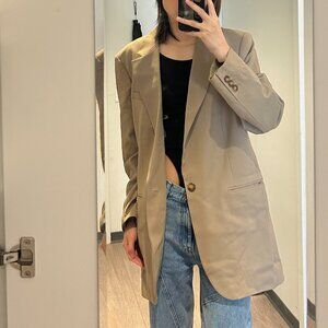 Aritzia babaton tan and cream blazer